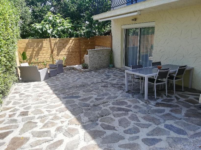 Appartement T2 Rez De Villa Proche Bord De Mer Le Pradet Eksteriør bilde